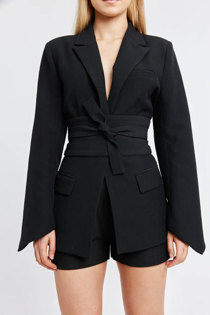 Chloe | Blazer with belt